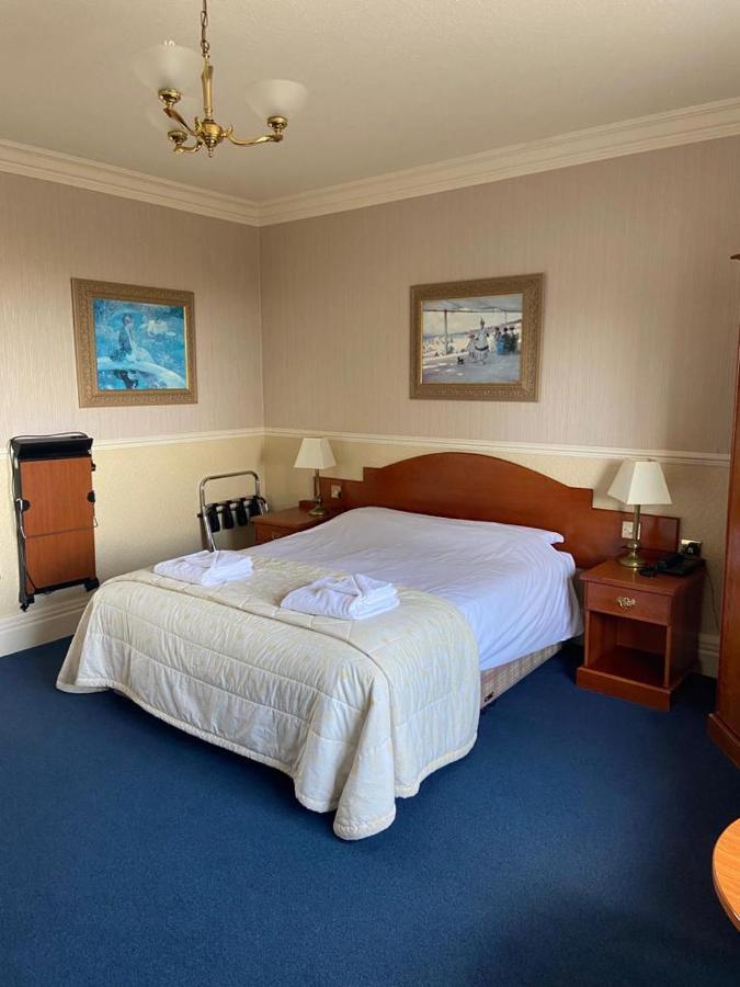 Clarkes Hotel Barrow In Furness 외부 사진