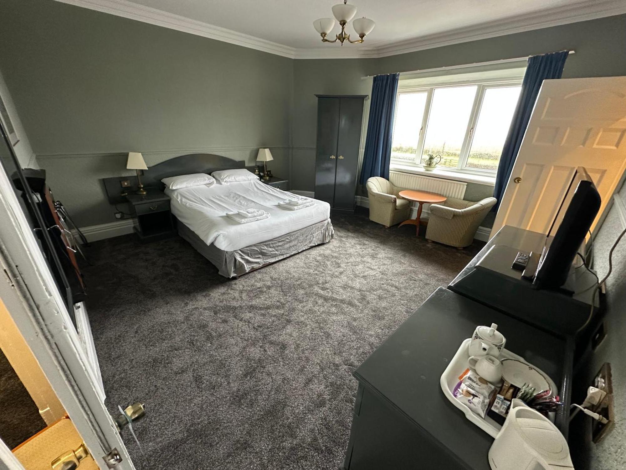 Clarkes Hotel Barrow In Furness 외부 사진