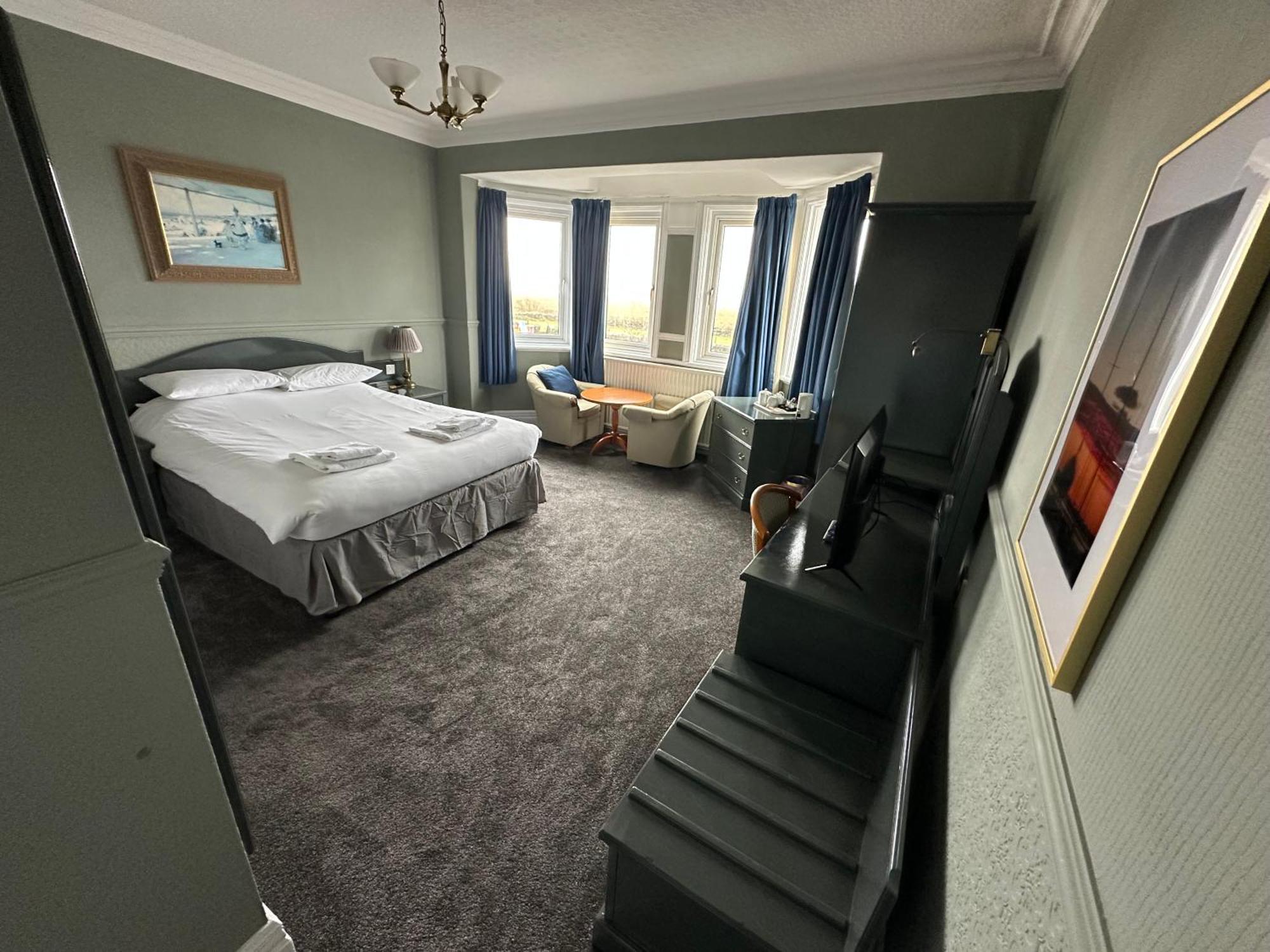 Clarkes Hotel Barrow In Furness 외부 사진